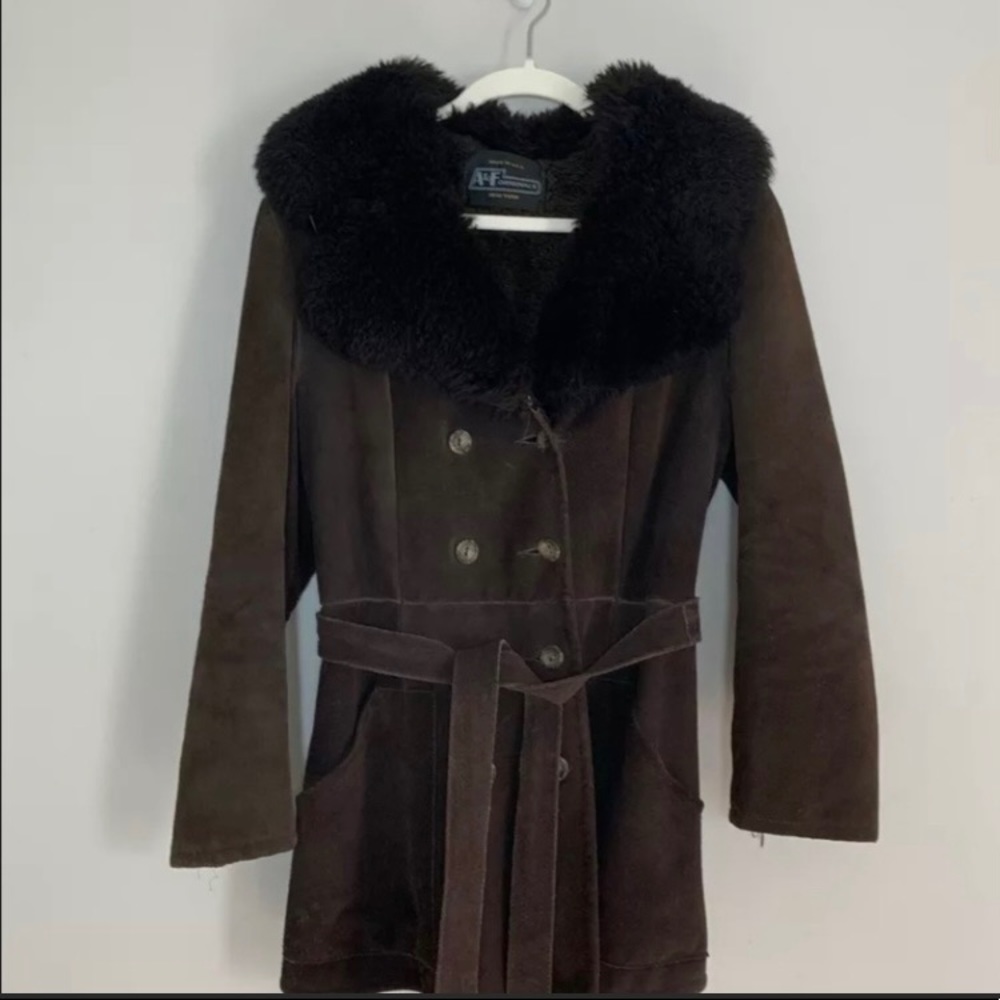 Vintage 70s Penny Lane Brown Suede Sheepskin Shearling Collar Belt Jacket A&F